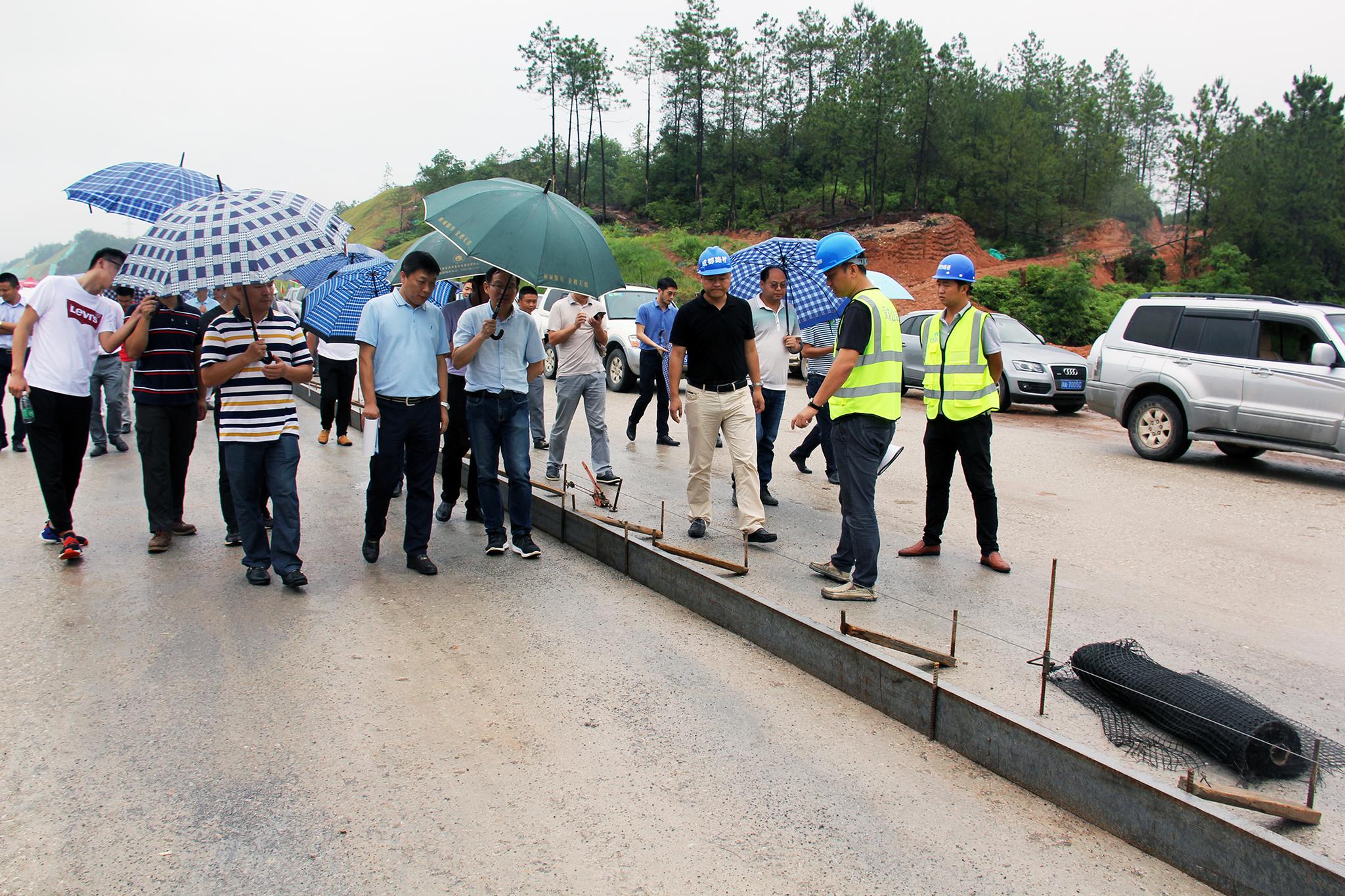 得荣县级公路维护监理事业单位最新项目概览，全面解读与进展报告